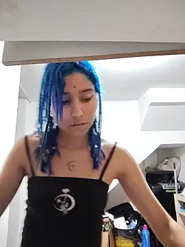 Snapshot of SAT--SU_U chatting on 12.18.25 SAT--SU U online show from 12.18.25