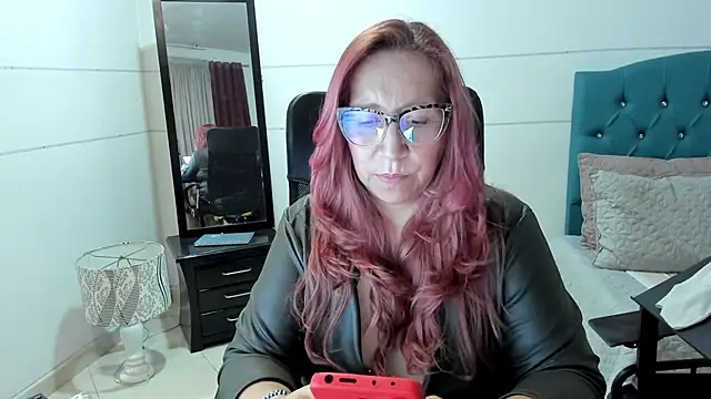 vaalery sweet online show from 03.18.25