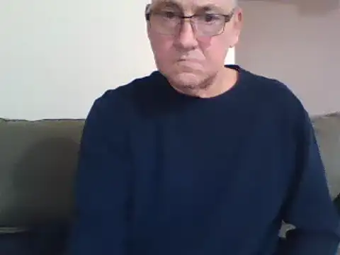 Snapshot of takeitall101 chatting on 12.14.24 takeitall101 online show from 12.14.24