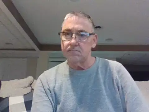 Snapshot of takeitall101 chatting on 03.15.25 takeitall101 online show from 03.15.25