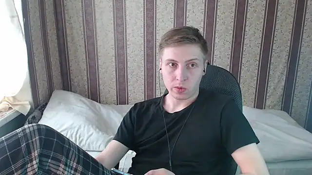 darienlarge online show from 03.10.25