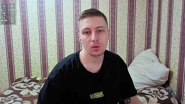 Snapshot of darienlarge chatting on 01.06.26 darienlarge online show from 01.06.26