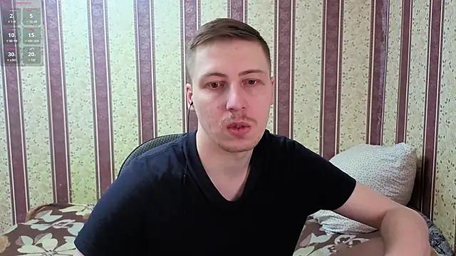 Snapshot of darienlarge chatting on 01.14.26 darienlarge online show from 01.14.26