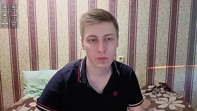 Snapshot of darienlarge chatting on 02.05.26 darienlarge online show from 02.05.26