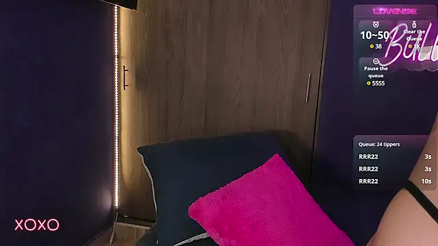 bull vixen2001 online show from 01.13.25