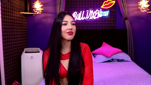 bull vixen2001 online show from 08.02.26