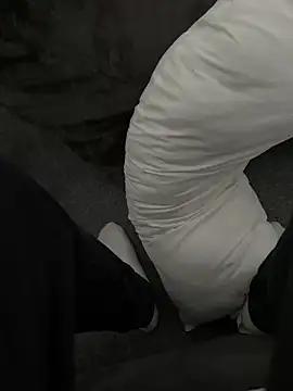 Snapshot of Furdale chatting on 11.30.25 Furdale online show from 11.30.25