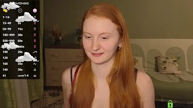 Snapshot of astoria_ross_ chatting on 02.19.25 astoria ross online show from 02.19.25