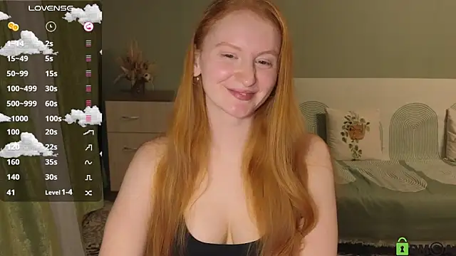 Snapshot of astoria_ross_ chatting on 11.14.25 astoria ross online show from 11.14.25