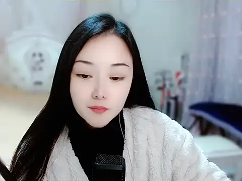 Snapshot of Angel-C chatting on 01.03.25 Angel-C online show from 01.03.25
