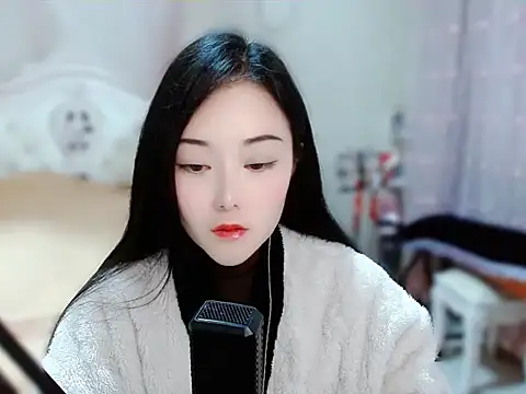 Snapshot of Angel-C chatting on 01.24.25 Angel-C online show from 01.24.25