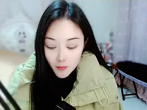 Snapshot of Angel-C chatting on 01.28.25 Angel-C online show from 01.28.25