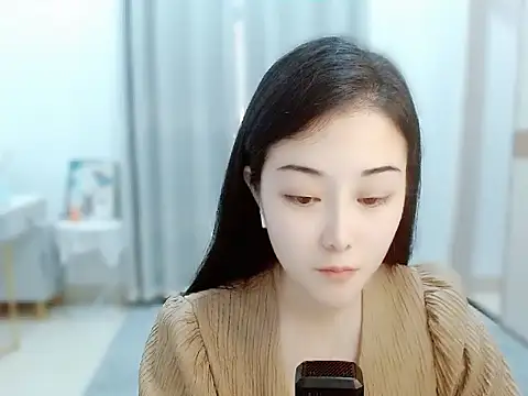 Snapshot of Angel-C chatting on 03.13.25 Angel-C online show from 03.13.25