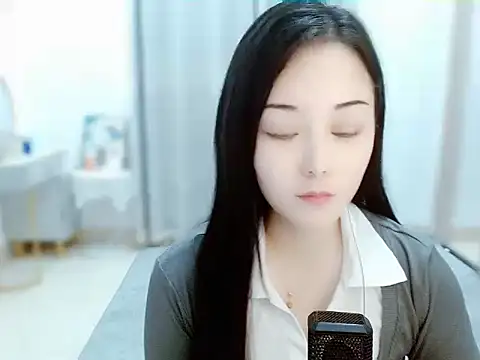 Snapshot of Angel-C chatting on 03.23.25 Angel-C online show from 03.23.25