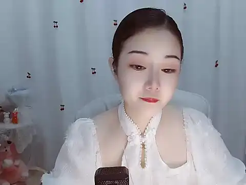 Snapshot of Angel-C chatting on 09.15.25 Angel-C online show from 09.15.25