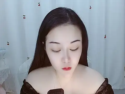 Snapshot of Angel-C chatting on 10.11.25 Angel-C online show from 10.11.25