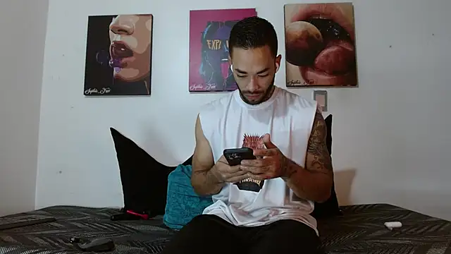 SophieFoxx17 online show from 07.23.26