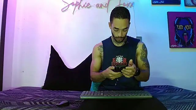 SophieFoxx17 online show from 08.03.26