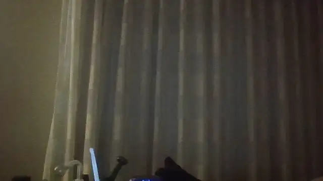 Snapshot of MigeLazzo chatting on 10.08.25 MigeLazzo online show from 10.08.25