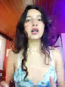 Snapshot of _Laary chatting on 02.06.25  Laary online show from 02.06.25