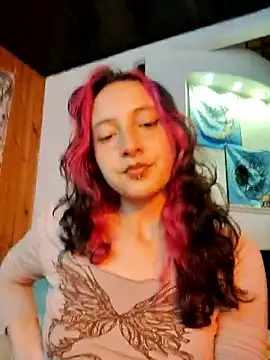 Snapshot of _Laary chatting on 09.23.25  Laary online show from 09.23.25