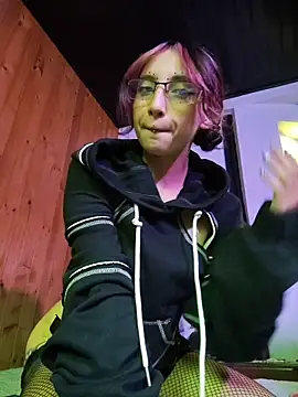  Laary online show from 03.09.26