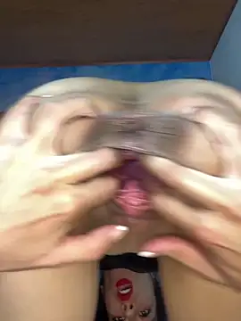 Anne Robert online show from 03.07.25