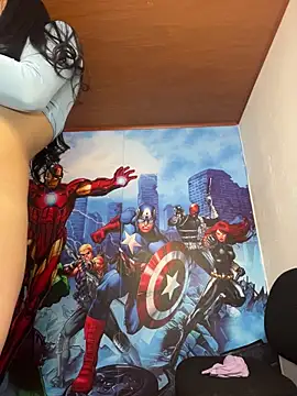 Anne Robert online show from 11.25.25