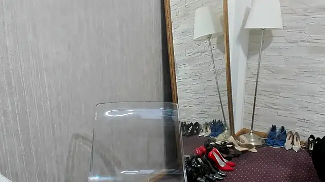 ElisaBaxter online show from 02.28.25