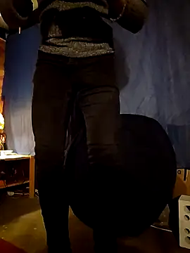 Snapshot of PassiveStute25 chatting on 01.13.25 PassiveStute25 online show from 01.13.25