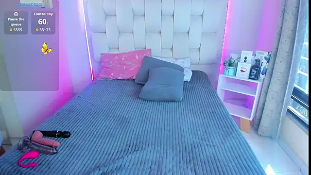 shanakendall online show from 10.01.25