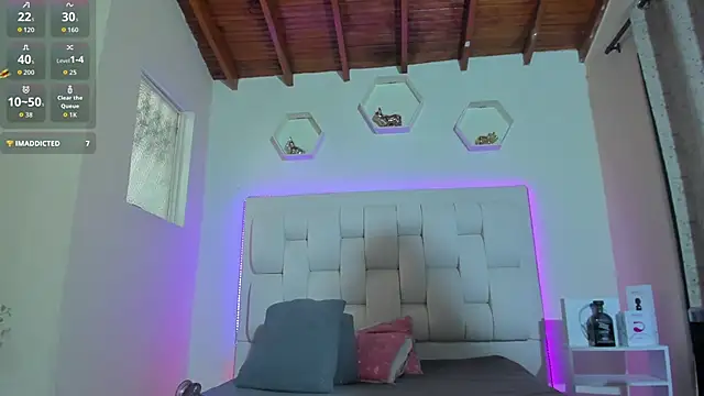 shanakendall online show from 11.20.25