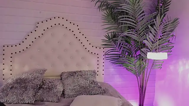  Eurekaa  online show from 01.21.25