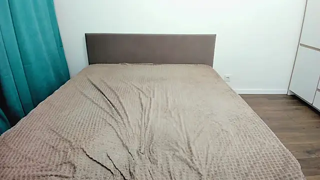 Snapshot of perfect_sweety_girl chatting on 03.18.25 perfect sweety girl online show from 03.18.25