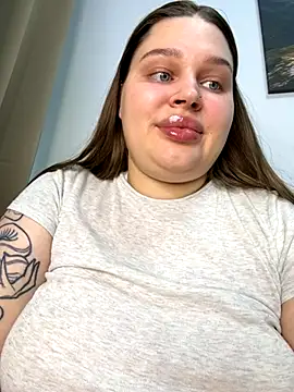 Snapshot of perfect_sweety_girl chatting on 10.06.25 perfect sweety girl online show from 10.06.25