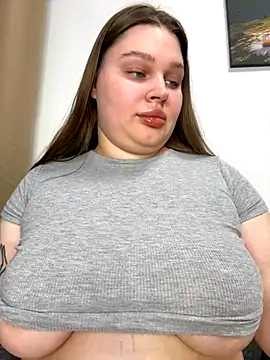 Snapshot of perfect_sweety_girl chatting on 10.31.25 perfect sweety girl online show from 10.31.25