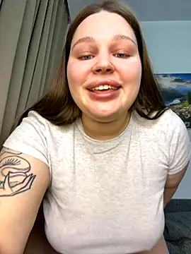 Snapshot of perfect_sweety_girl chatting on 11.17.25 perfect sweety girl online show from 11.17.25