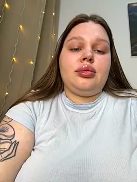 Snapshot of perfect_sweety_girl chatting on 11.22.25 perfect sweety girl online show from 11.22.25