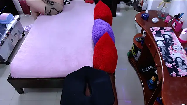 lufek23 online show from 01.26.25