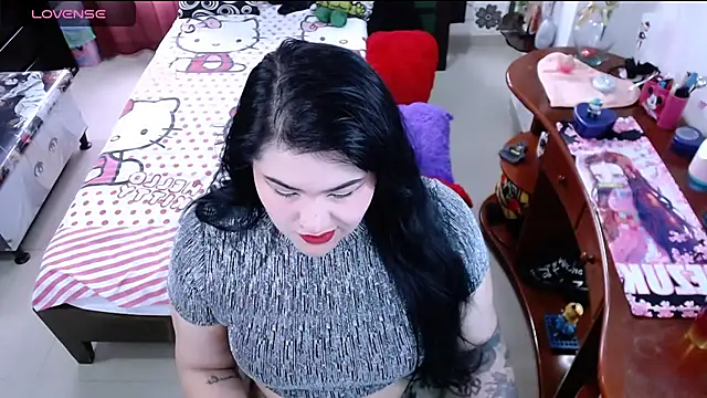 lufek23 online show from 02.21.25