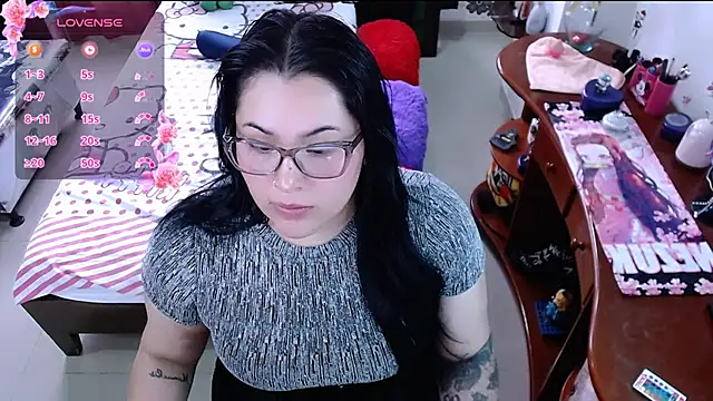 lufek23 online show from 02.22.25