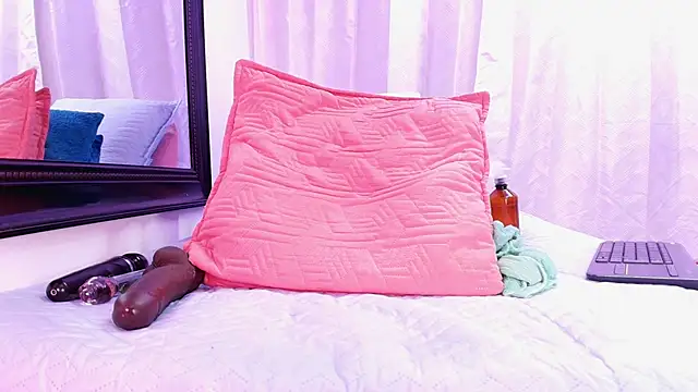 Snapshot of danna_berlin_ chatting on 01.29.25 danna berlin online show from 01.29.25