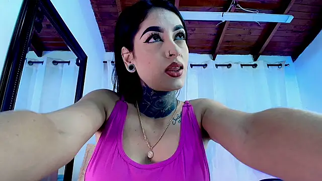 Snapshot of danna_berlin_ chatting on 03.05.25 danna berlin online show from 03.05.25