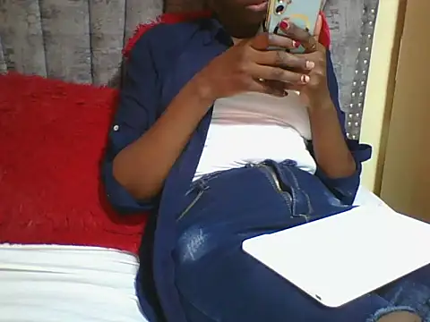 Snapshot of Dizzydose chatting on 10.06.25 Dizzydose online show from 10.06.25