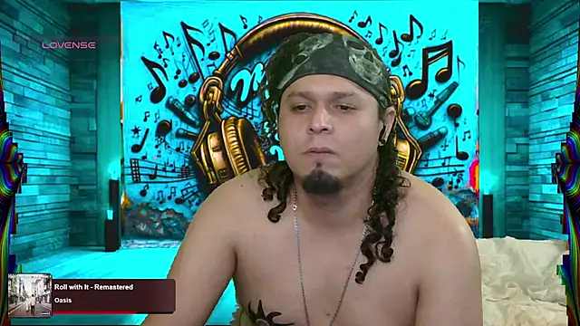 chino roz online show from 03.12.25