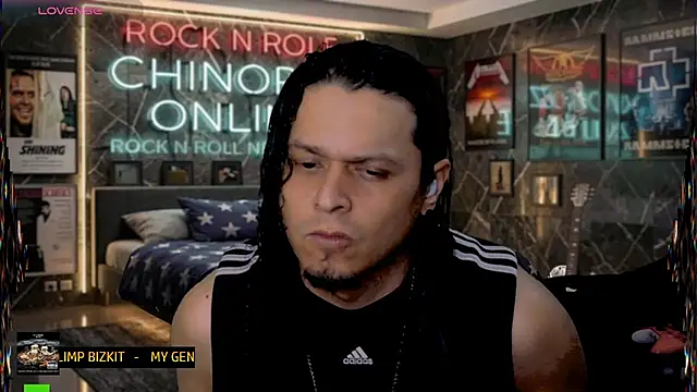 Snapshot of chino_roz chatting on 07.26.26 chino roz online show from 07.26.26