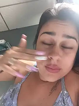 Latina sexy1 online show from 02.22.25