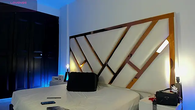 Aron cruz online show from 04.29.26
