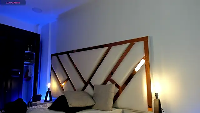 Aron cruz online show from 05.22.26