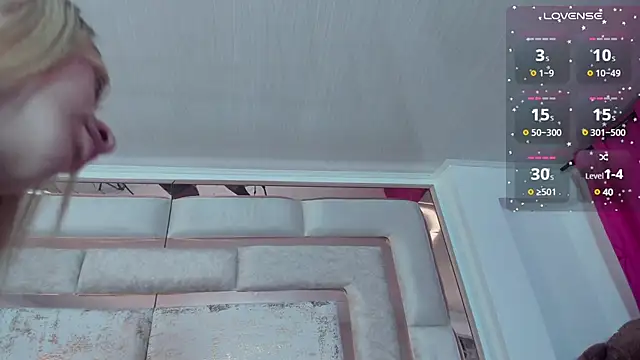 Snapshot of kimjonnes01 chatting on 02.16.25 kimjonnes01 online show from 02.16.25